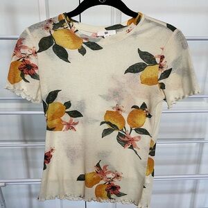 Sweet Lemon Tee in creme and yellow by BP. XS perfect for summer